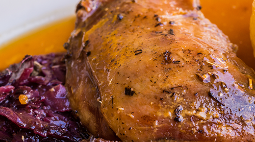 Chicken Thighs with Red Cabbage