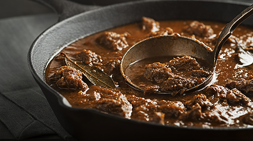 Goulash with Tomato Sauce