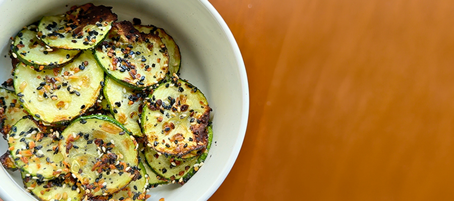 Everything Bagel Air-Fryer Zucchini Chips